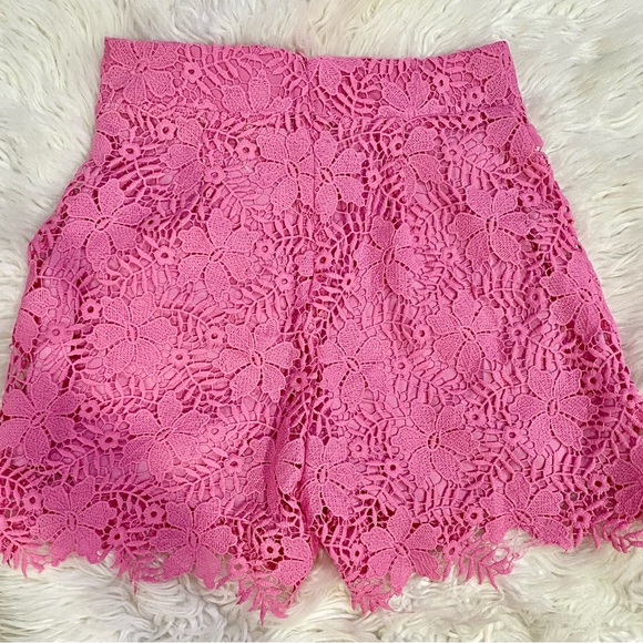 BRAND NEW NO TAGS Beulah Style Women’s Pink Floral Lace High Waist Shorts Sz S - Picture 2 of 4